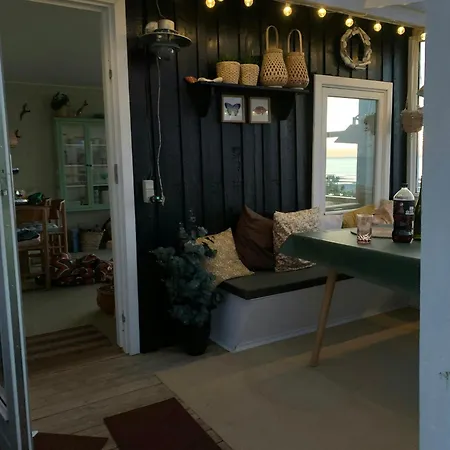 Elegant Pastels And Panorama View To Lystrup Beach *