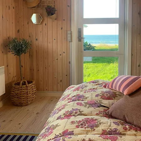 Elegant Pastels And Panorama View To Lystrup Beach