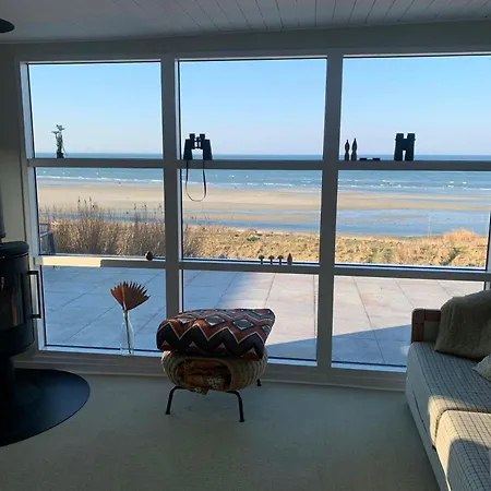 別荘 Elegant Pastels And Panorama View To Lystrup Beach